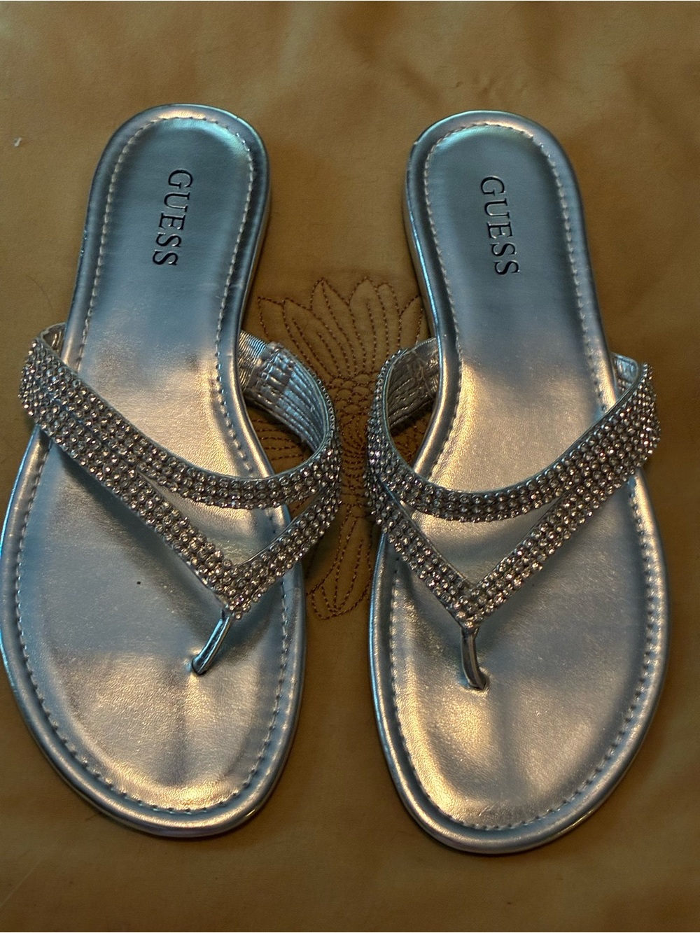 GUESS Metallic Silver Rhinestone V-Strap Sandals